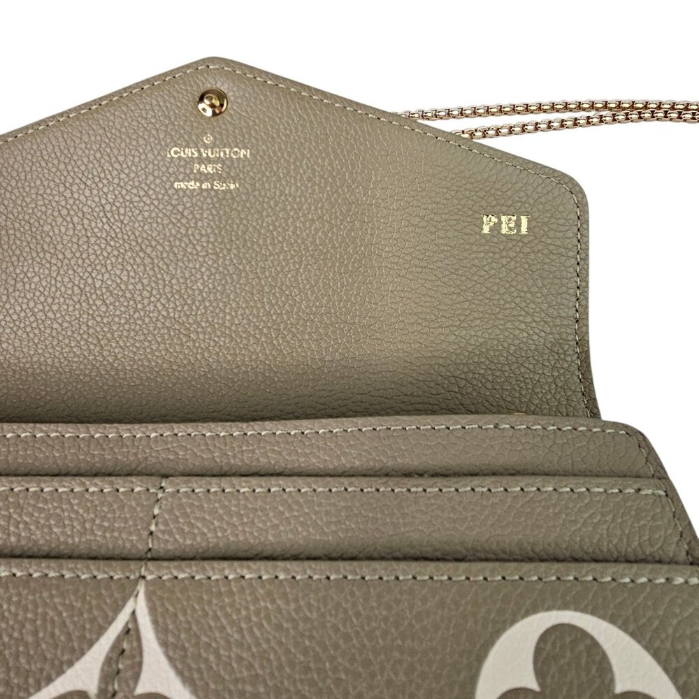 LOUIS VUITTON Bicolor Monogram Giant Sarah Wallet Tourterelle Gray Cream LV Bag - Picture 6 of 12